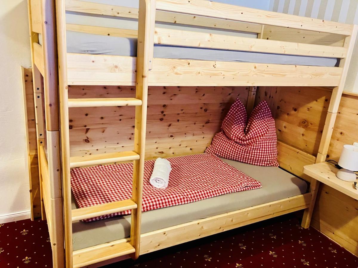 Roesslgut Bed & Breakfast 采德豪斯 外观 照片