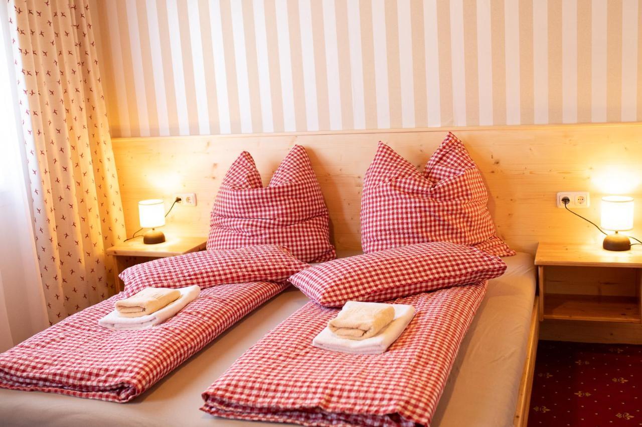 Roesslgut Bed & Breakfast 采德豪斯 外观 照片